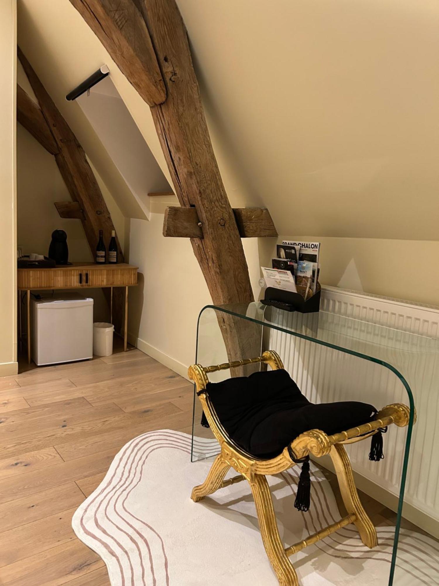 Bed and Breakfast Domaine Pont Juillet Fontaines  Экстерьер фото