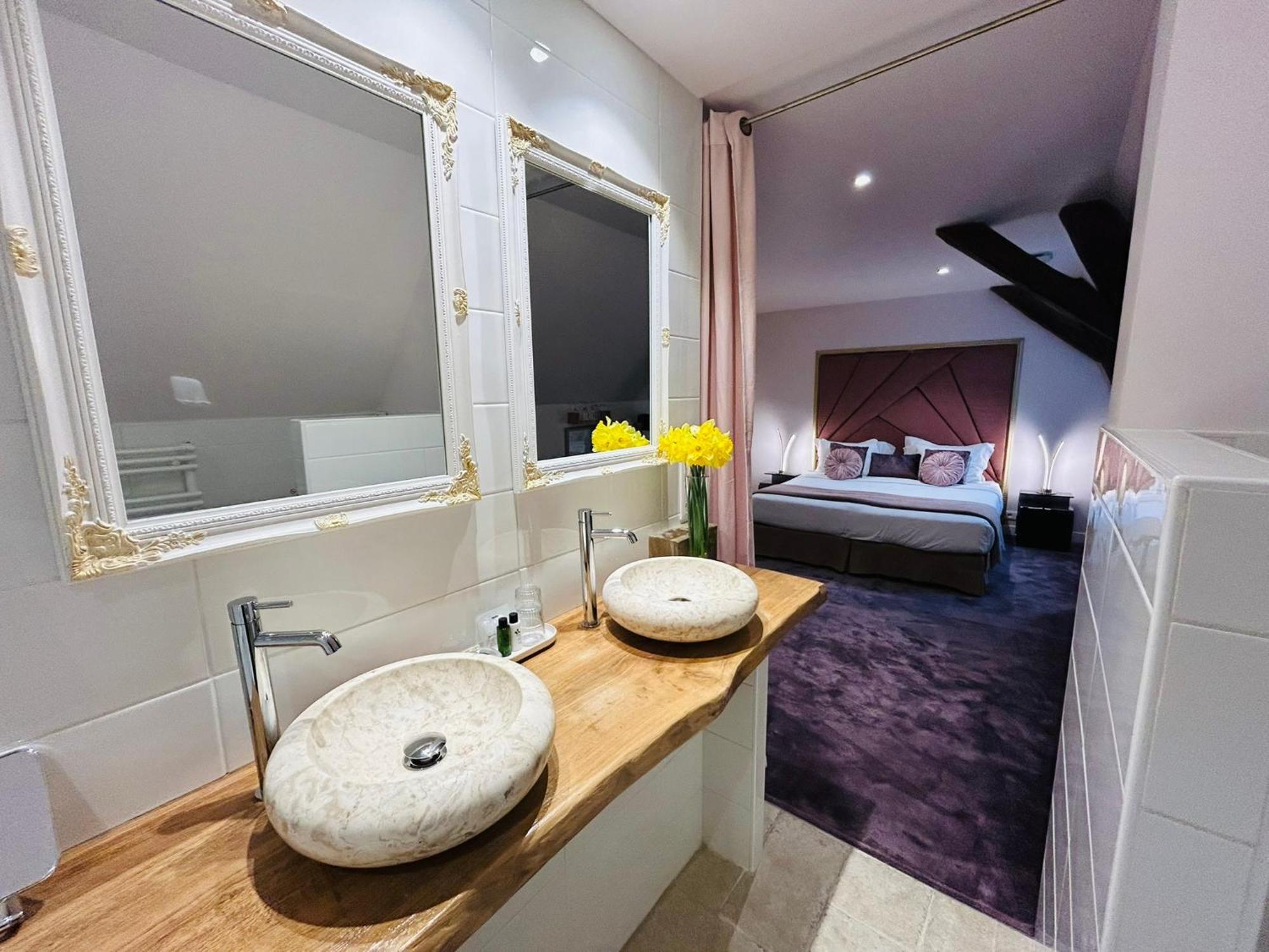 Bed and Breakfast Domaine Pont Juillet Fontaines  Экстерьер фото
